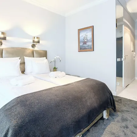 Lividus, Sun & Snow シフィノウイシチェ